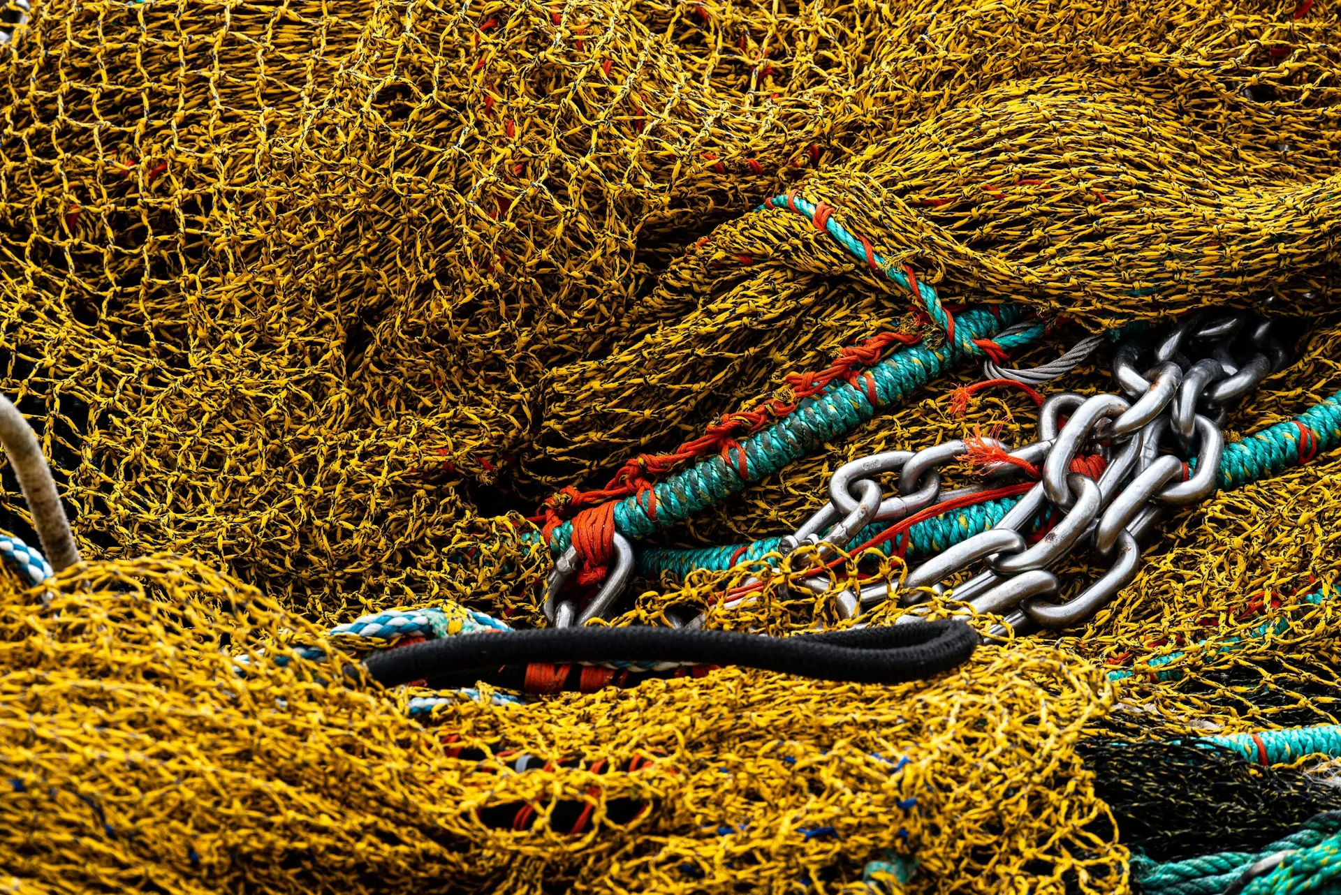 Fishing nets, rope and chain